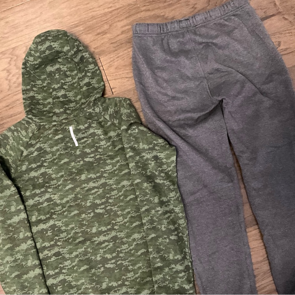 BOYS BUNDLE School Clothes Size 14-16 Boys Back to School Clothes Hoodie Joggers - Picture 6 of 11